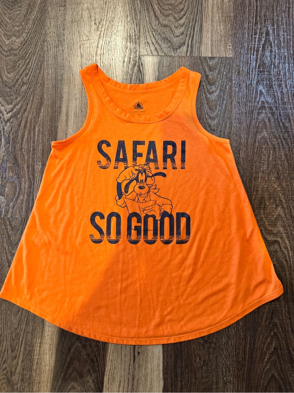 3 Women’s Disney tank tops - Picture 3 of 4